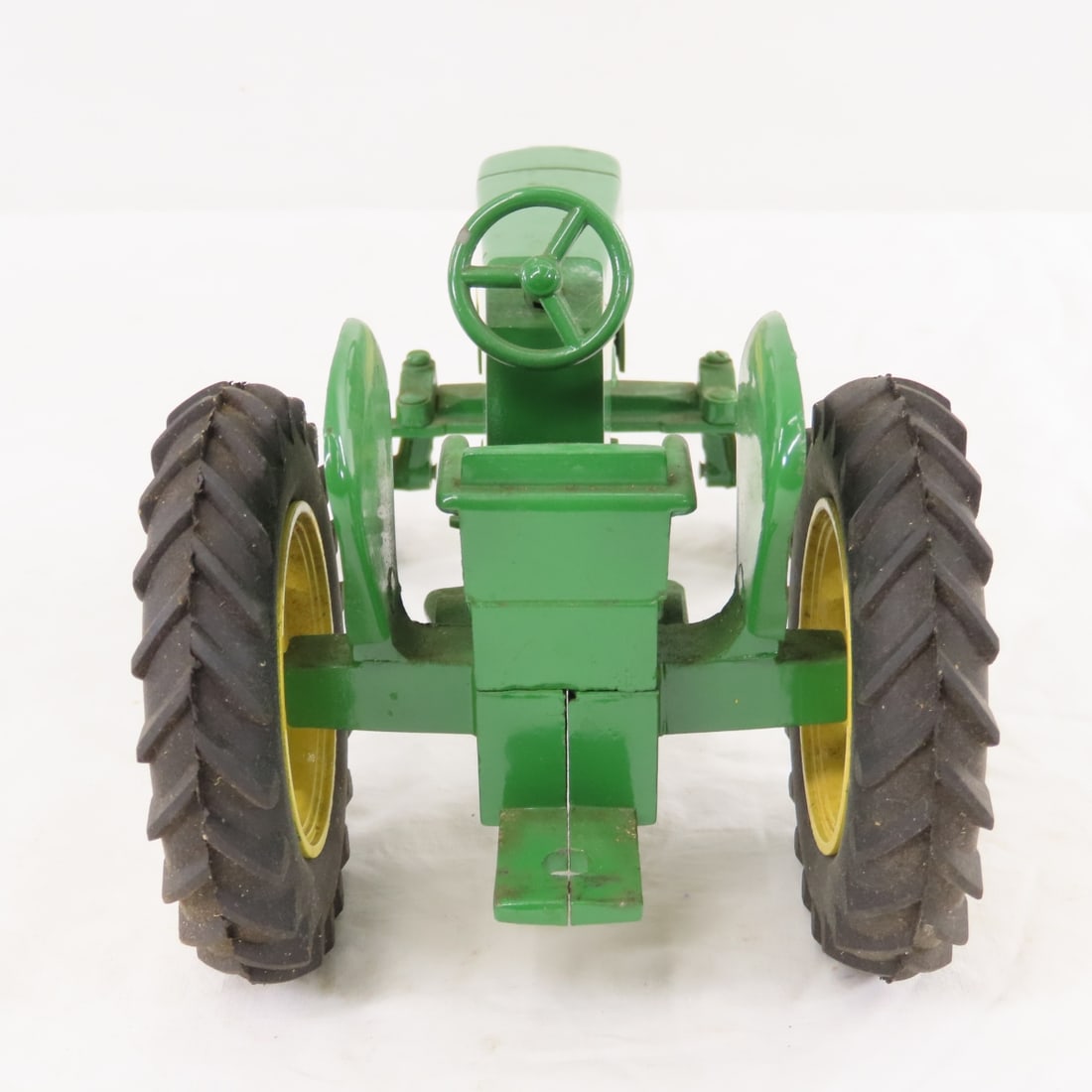 ESKA John Deere 430 WF Tractor 1/16 Diecast - 4