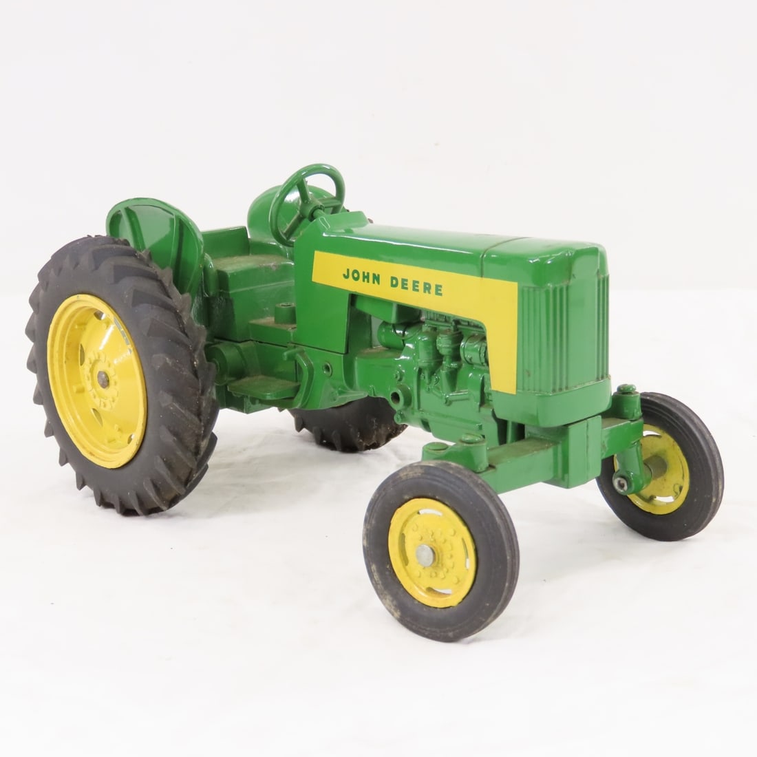 ESKA John Deere 430 WF Tractor 1/16 Diecast - 7