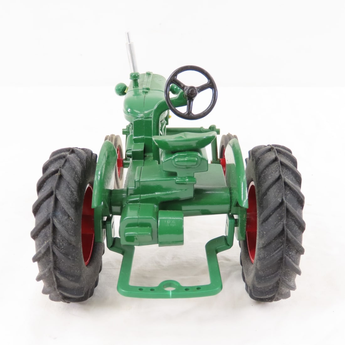 SpecCast Oliver Super 44 Tractor 1989 Toy Tractor - 4