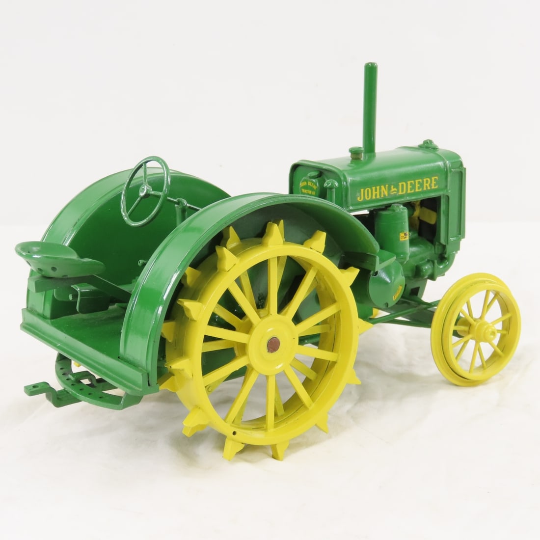 Lyle Dingman 1985 John Deere Model D Tractor - 5