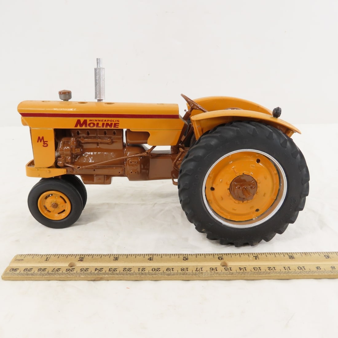 Mohr Originals M-M M5 NF Tractor with Box - 2