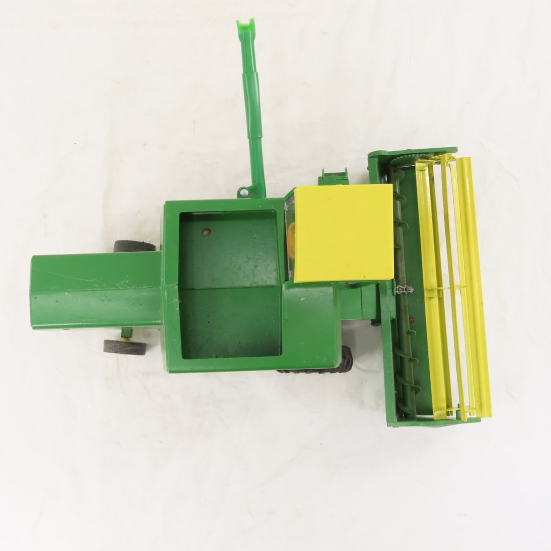 ERTL John Deere 6600 Combine- Repainted - 9
