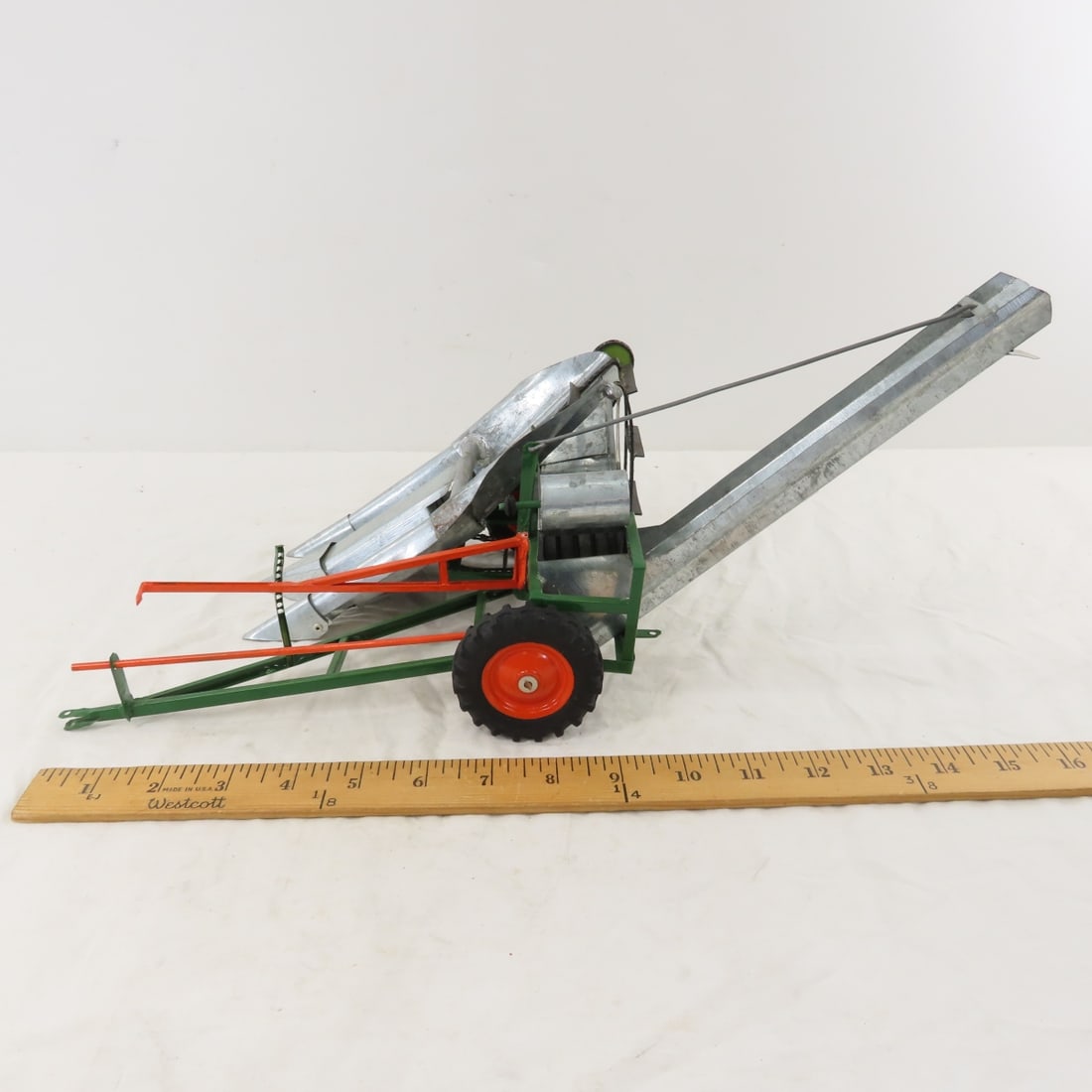 Weber's Gem Acres New Idea 2 Row Corn Picker - 2