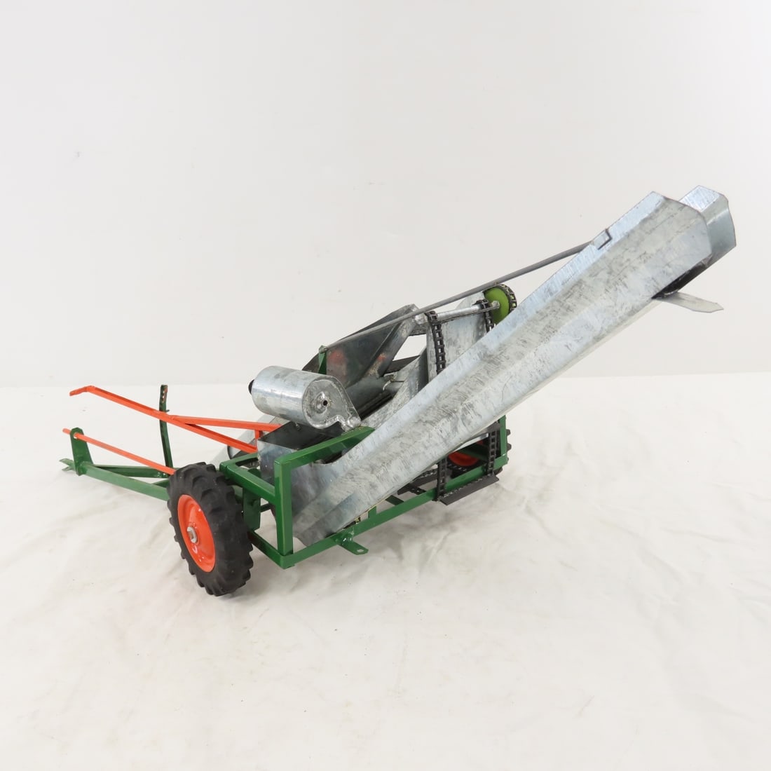 Weber's Gem Acres New Idea 2 Row Corn Picker - 3