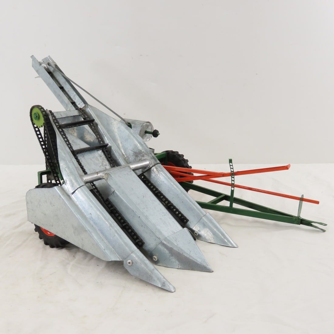 Weber's Gem Acres New Idea 2 Row Corn Picker - 7