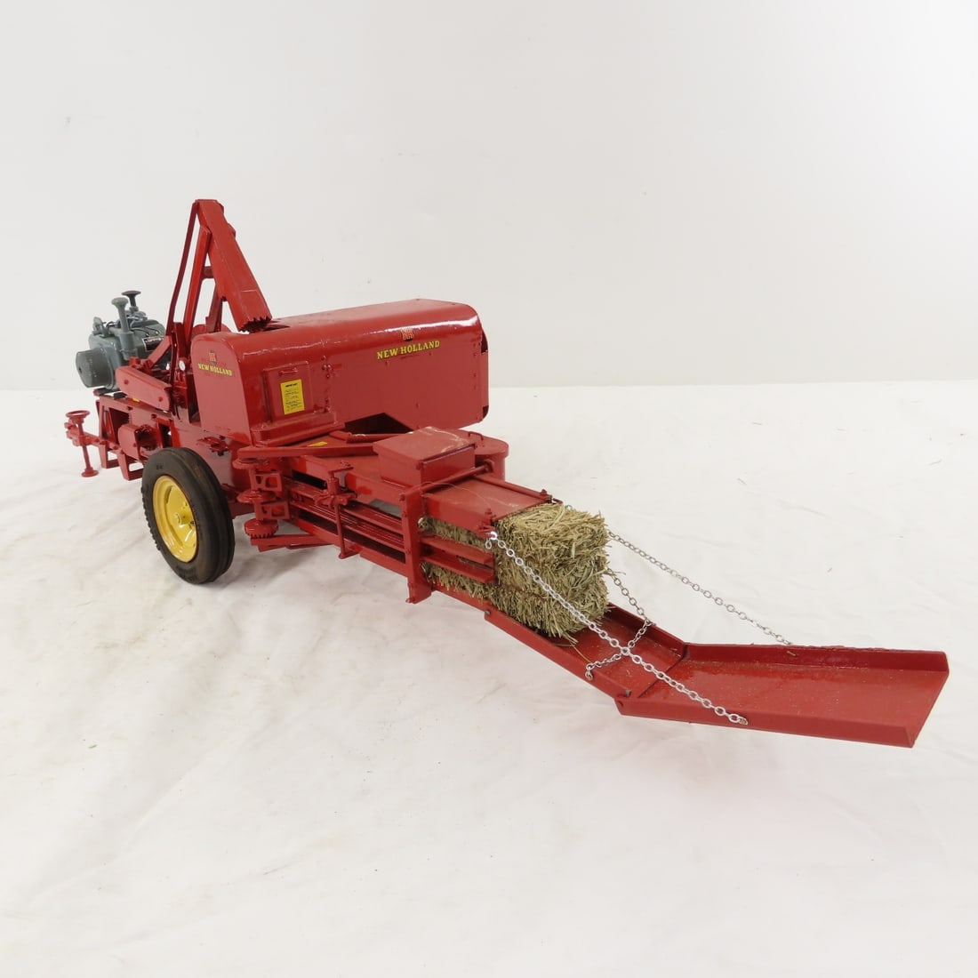 1992 Gilson Riecke New Holland 273 Square Baler - 3