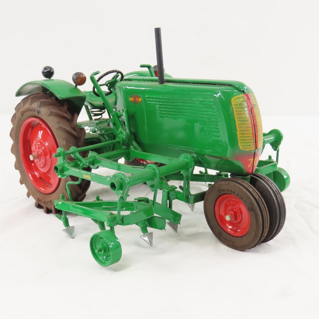 Lyle Dingman Oliver Row Crop 70 with Cultivator - 7