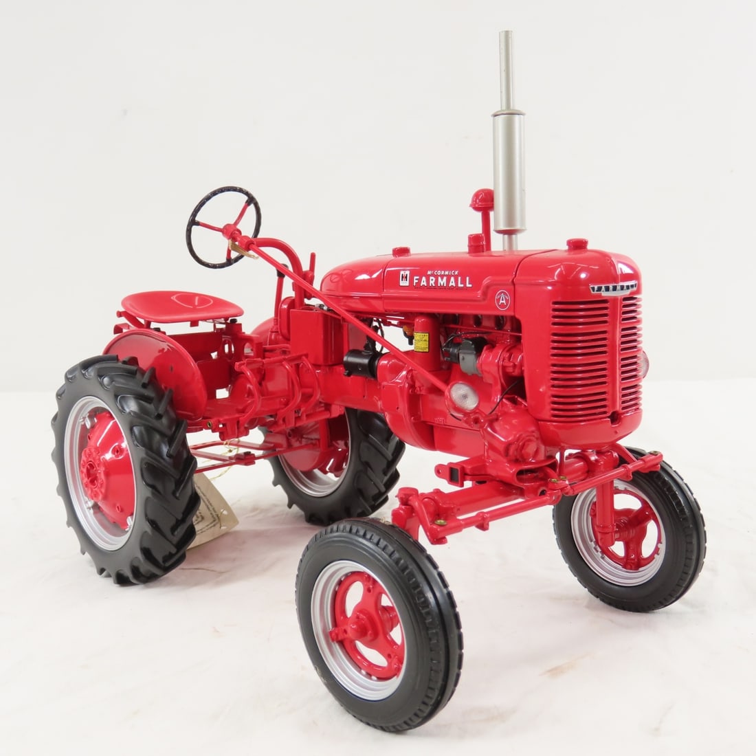 Franklin Mint Precision Farmall Model A Tractor - 7