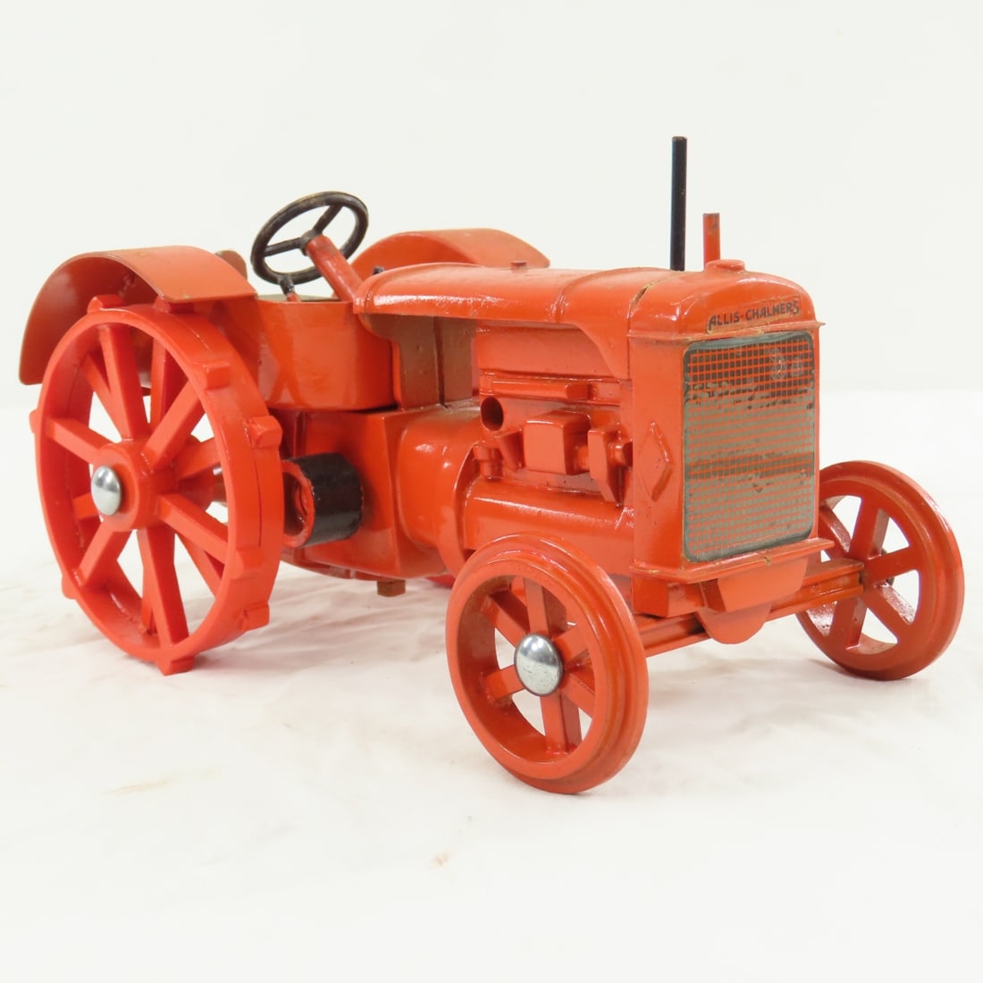 Vintage Marbil Models Allis-Chalmers 1/16 Tractor - 7