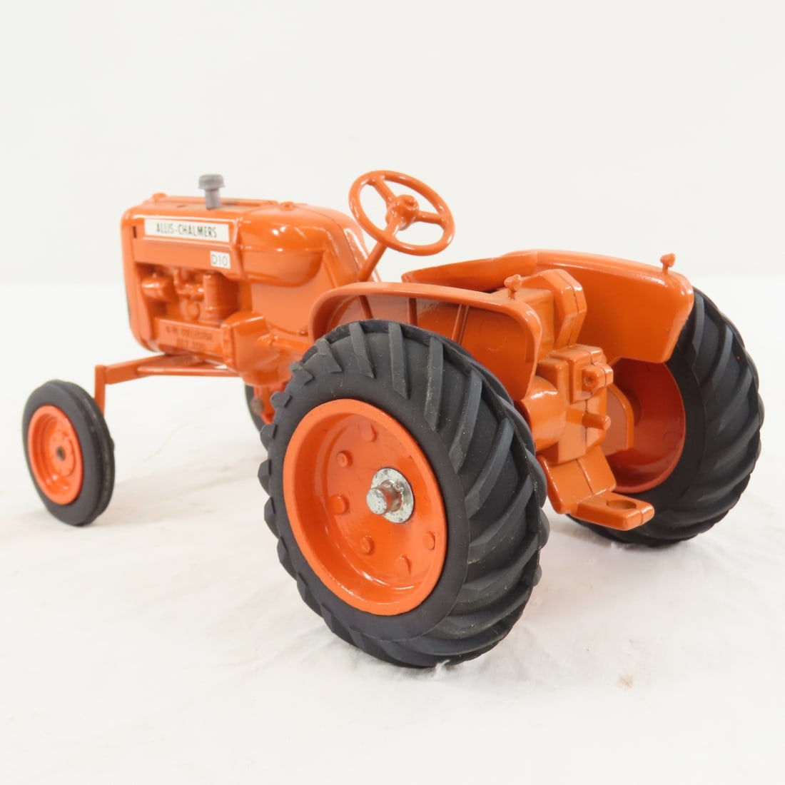 SpecCast 1990 Allis-Chalmers D10 Collector Tractor - 3