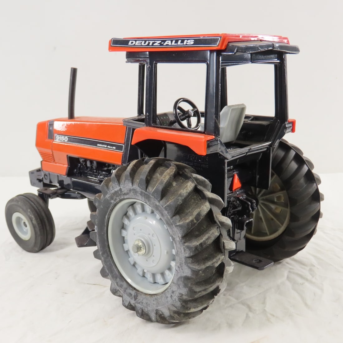 ERTL Deutz-Allis 9150 WF Tractor with ROPS - 3