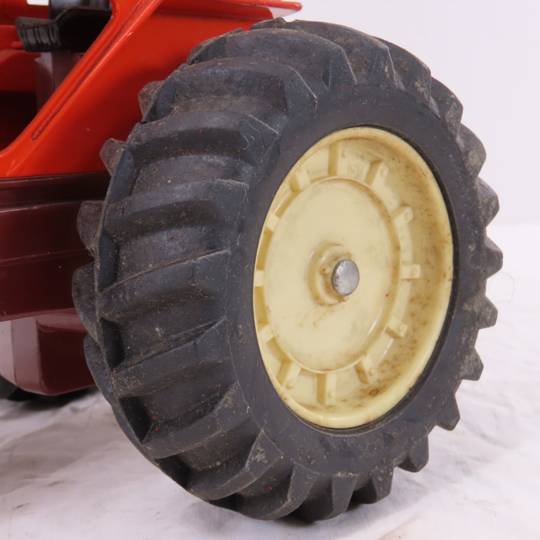 ERTL Allis-Chalmers 7050 Maroon Belly WF Tractor - 16