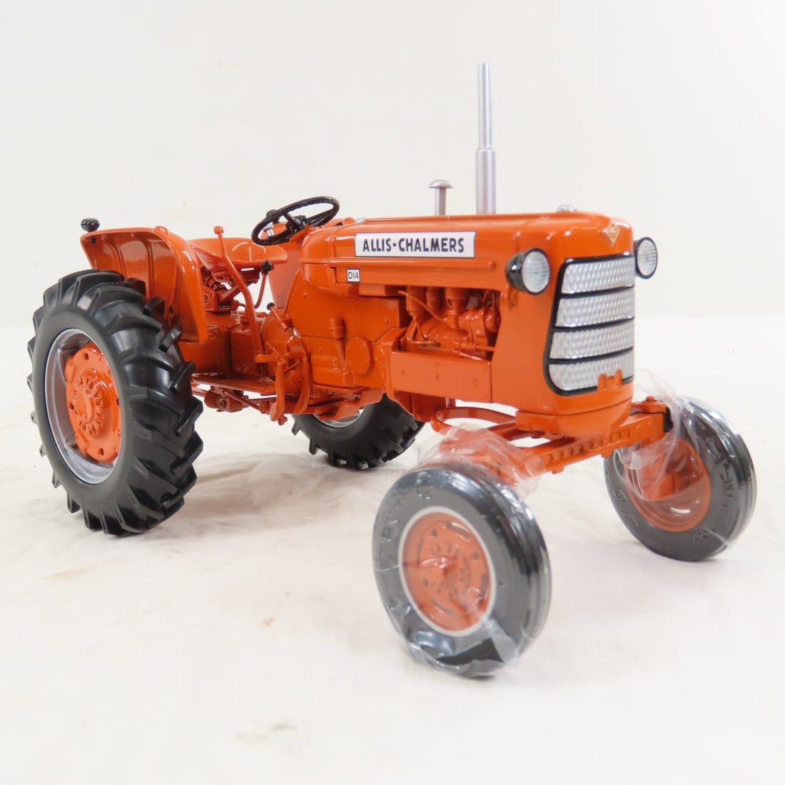 SpecCast Allis-Chalmers D-14 Gas Tractor - 7