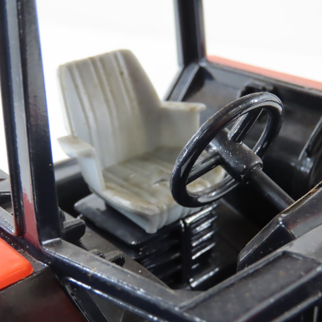 ERTL Deutz-Allis 9150 WF Tractor with ROPS - 15