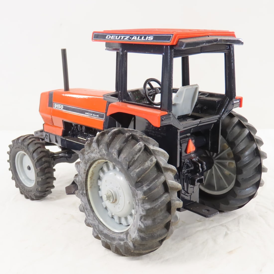ERTL Deutz-Allis 9150 WF Tractor with ROPS - 3