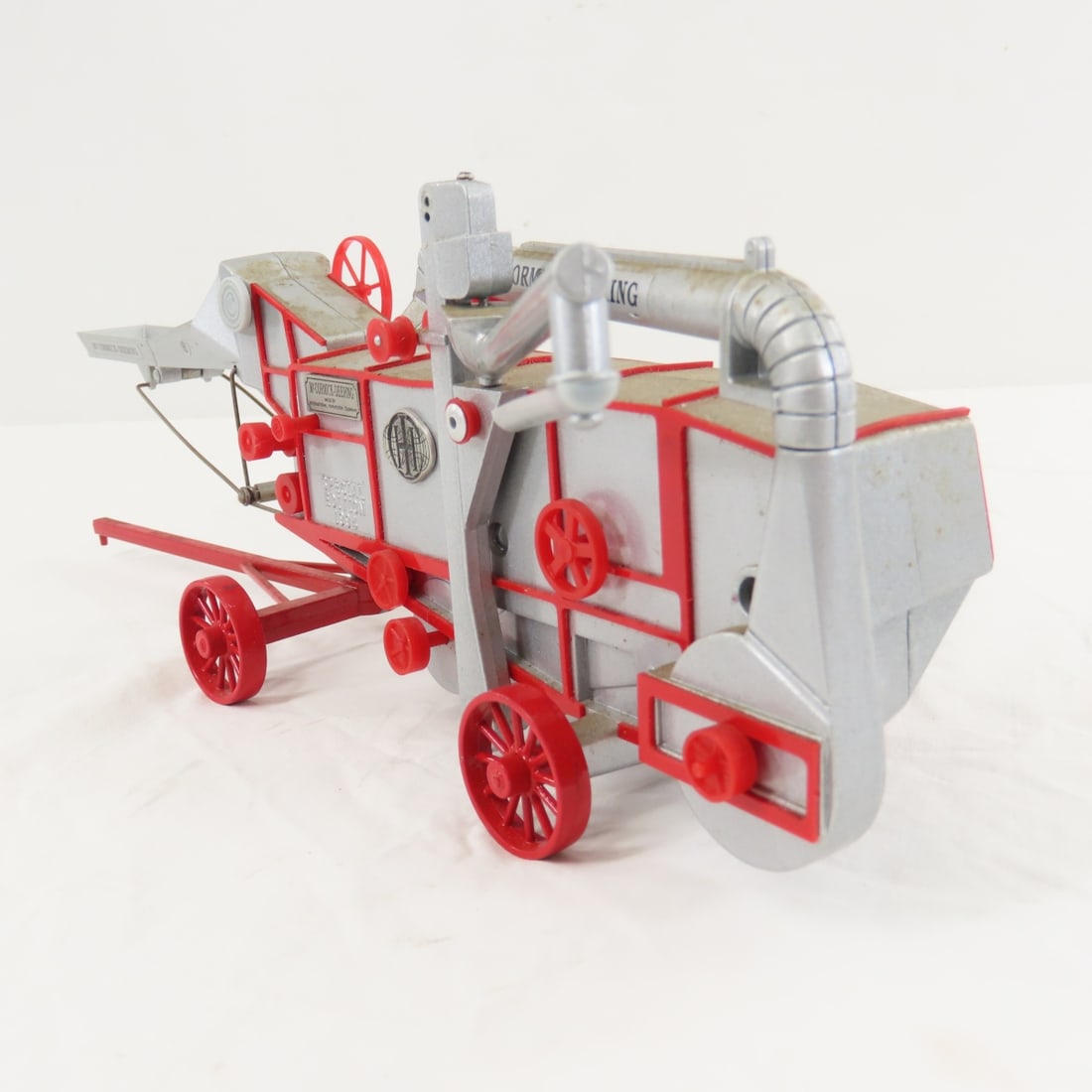 Spec Cast 1994 Sp. Ed. McCormick-Deering Thresher - 3