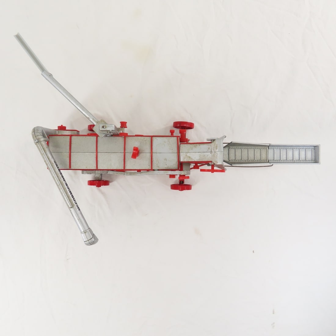 Spec Cast 1994 Sp. Ed. McCormick-Deering Thresher - 9