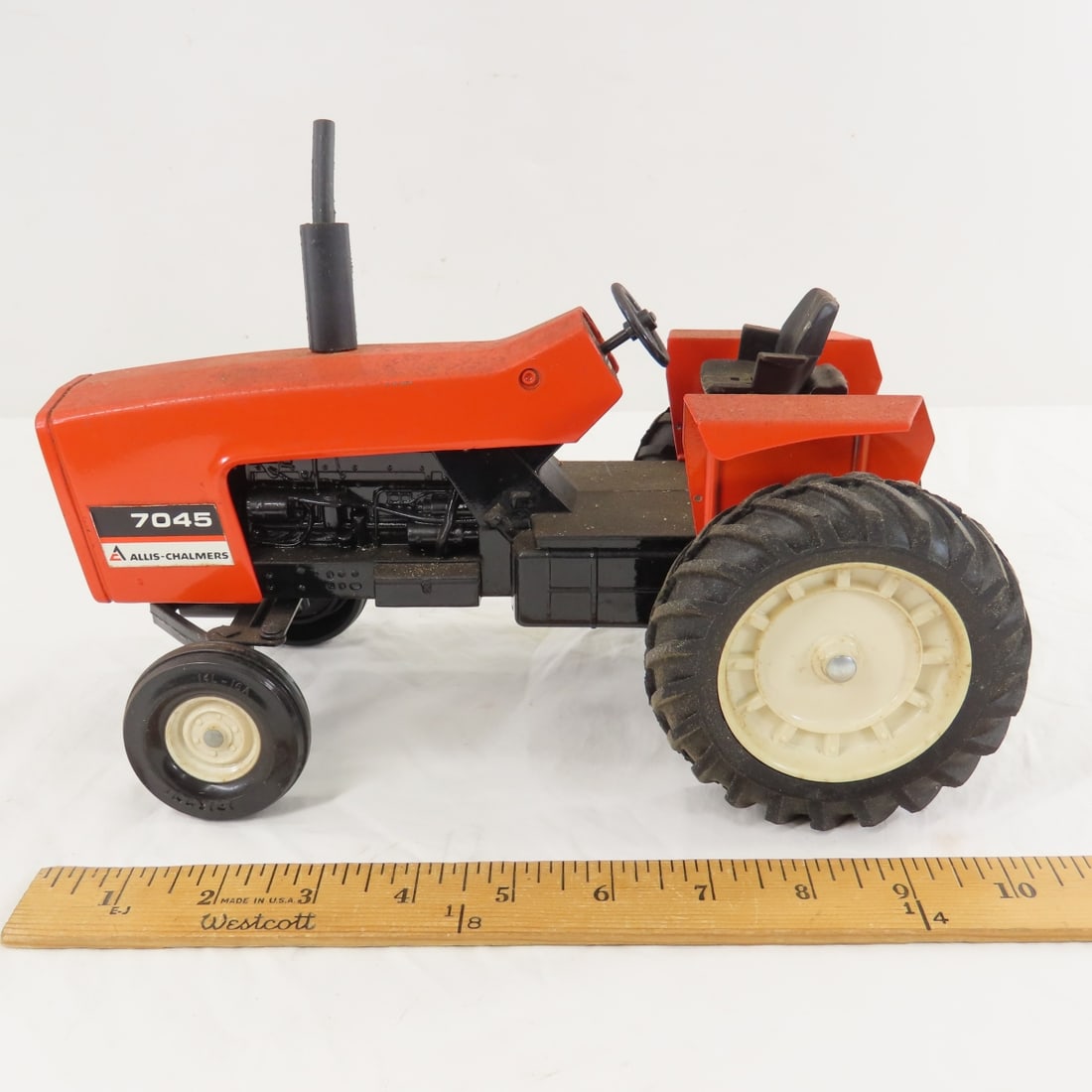 ERTL Allis-Chalmers 7045 WF Tractor - 2