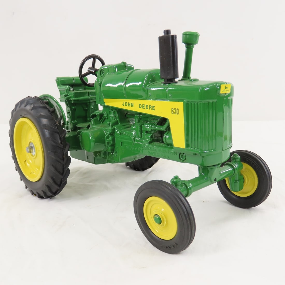 ERTL John Deere 630LP Tractor 1988 Toy Farmer - 7