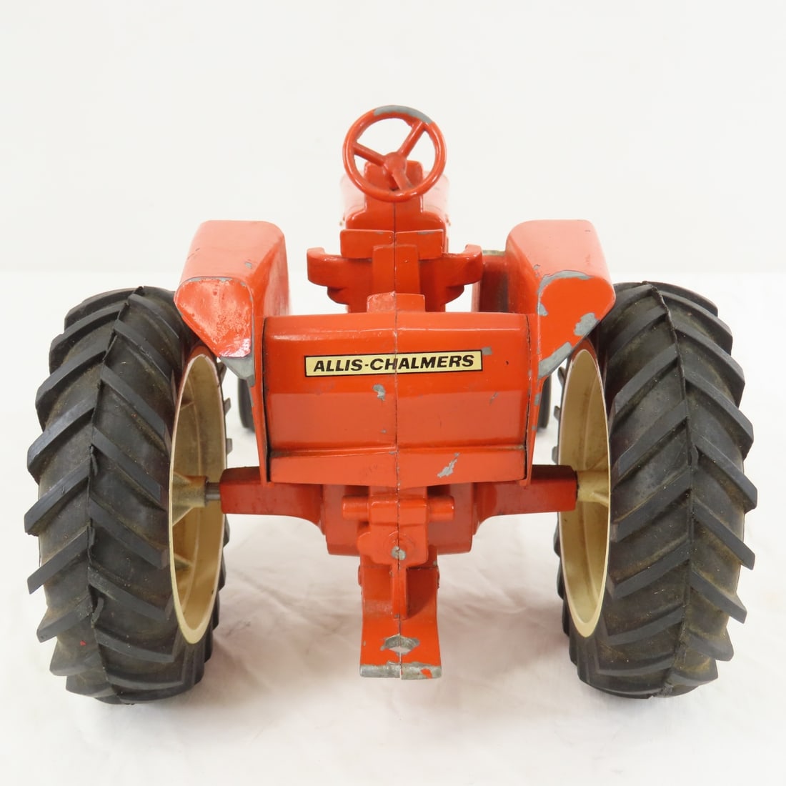 ERTL Allis-Chalmers One-Ninety Row Crop Tractor - 4