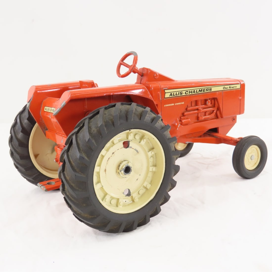 ERTL Allis-Chalmers One-Ninety Row Crop Tractor - 5