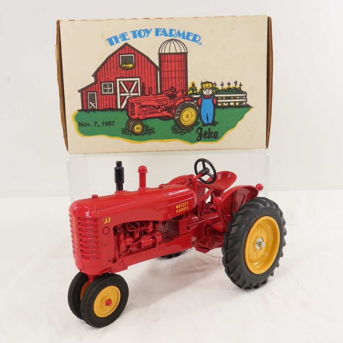 ERTL Massey-Harris 33 NF Tractor 1987 Toy Farmer - 2