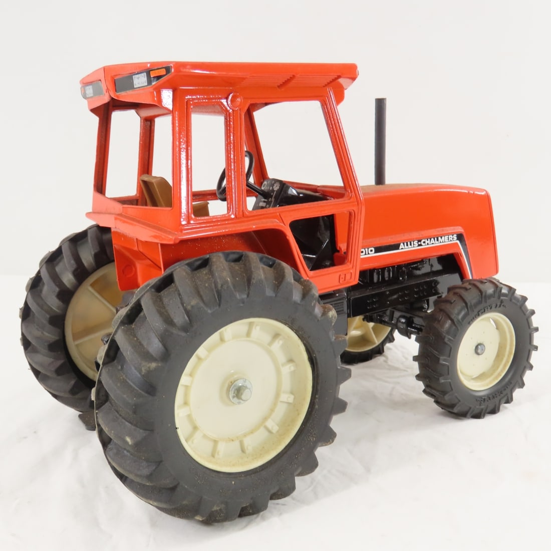 ERTL A-C 8010 FWA Tractor 1982 Collector Series I - 5