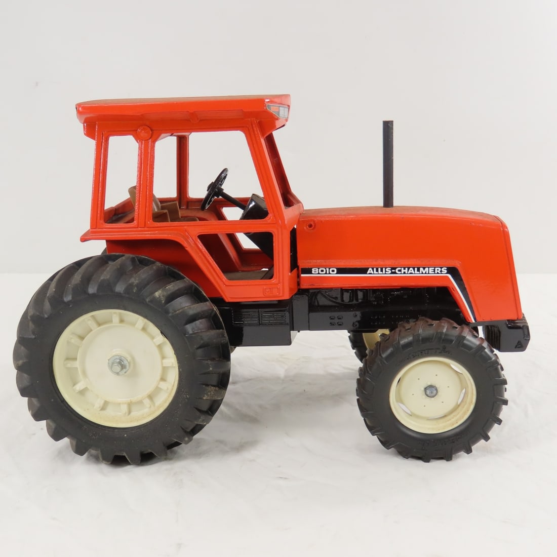 ERTL A-C 8010 FWA Tractor 1982 Collector Series I - 6