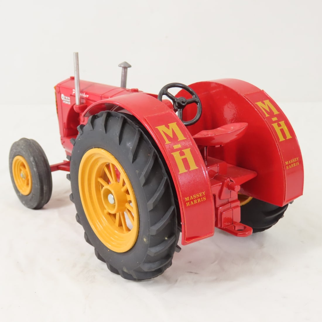 SpecCast Massey-Ferguson Pacemaker Tractor 1990 - 3