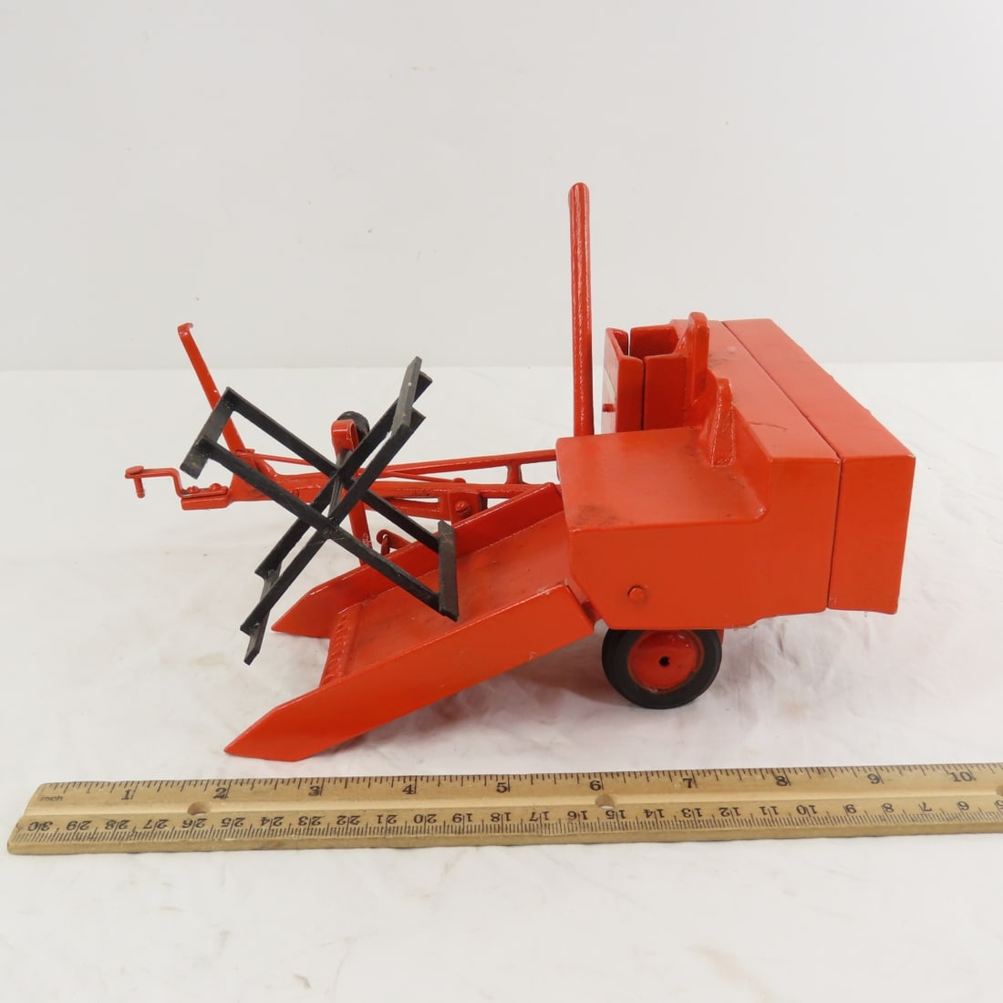 Scratch Built Allis- Chalmers 60All Crop Harvester - 2