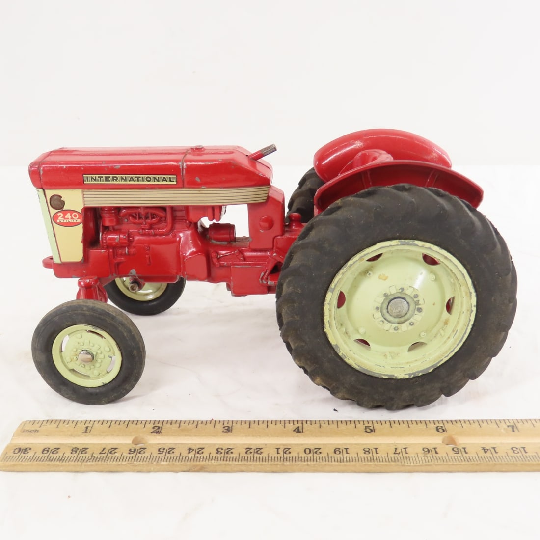 ERTL International 240 & 340 Utility Tractors - 2