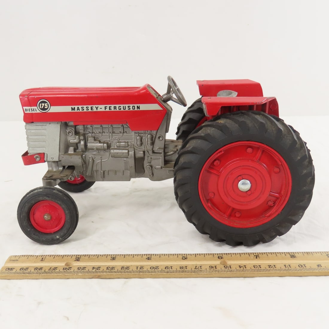 2 ERTL Massey-Ferguson 175 Diesel Tractors - 2