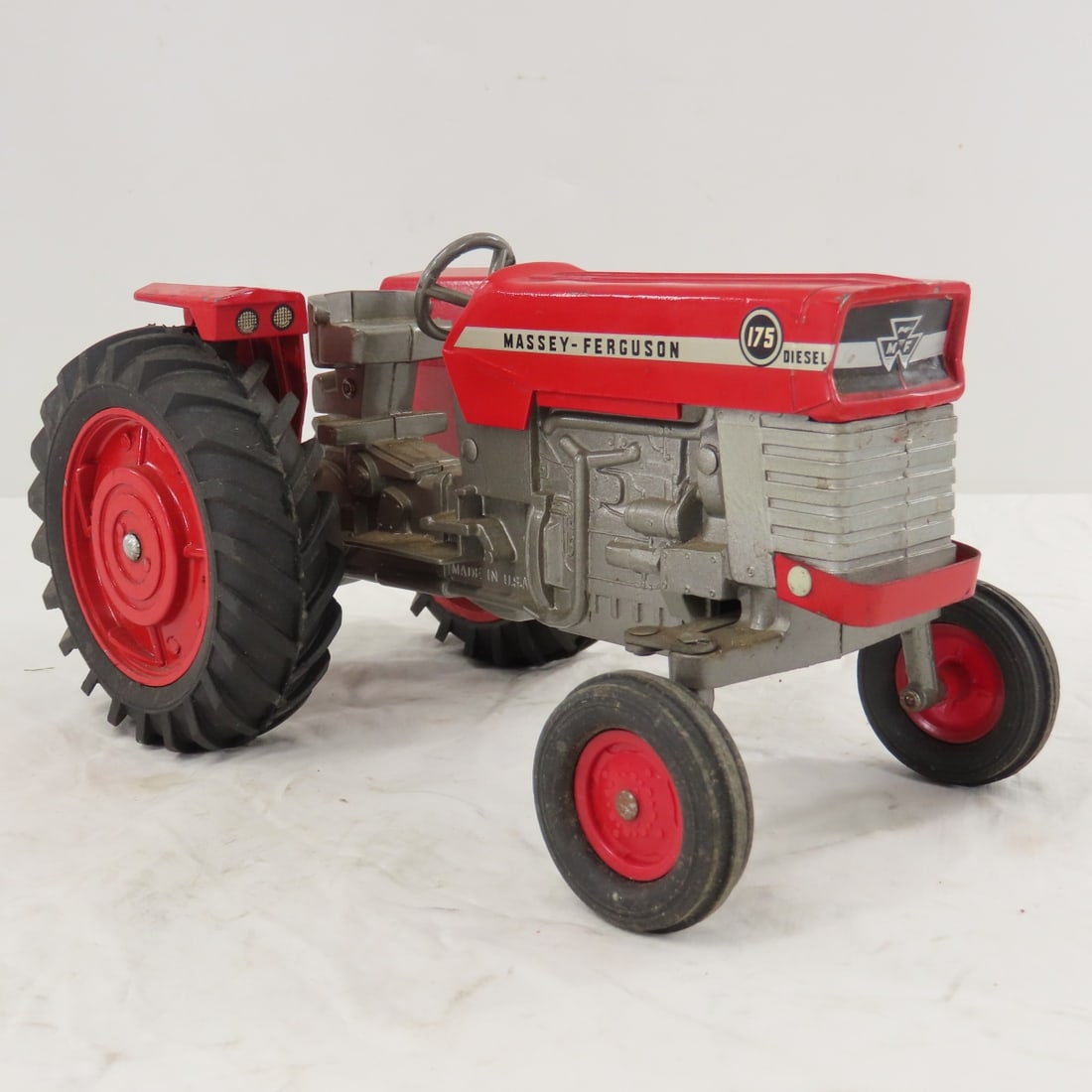 2 ERTL Massey-Ferguson 175 Diesel Tractors - 7