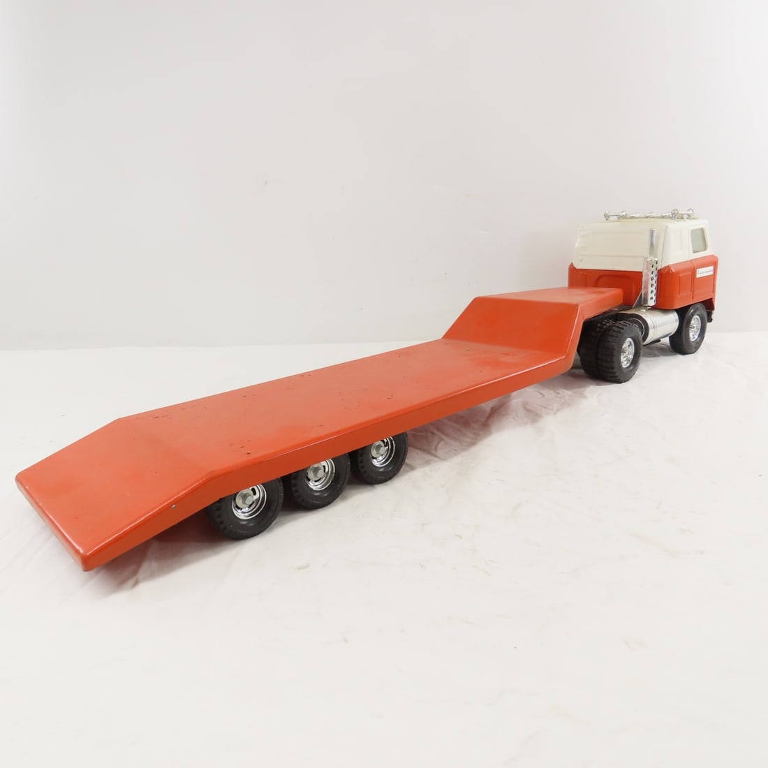 Custom ERTL International A-C COE & Flatbed - 5