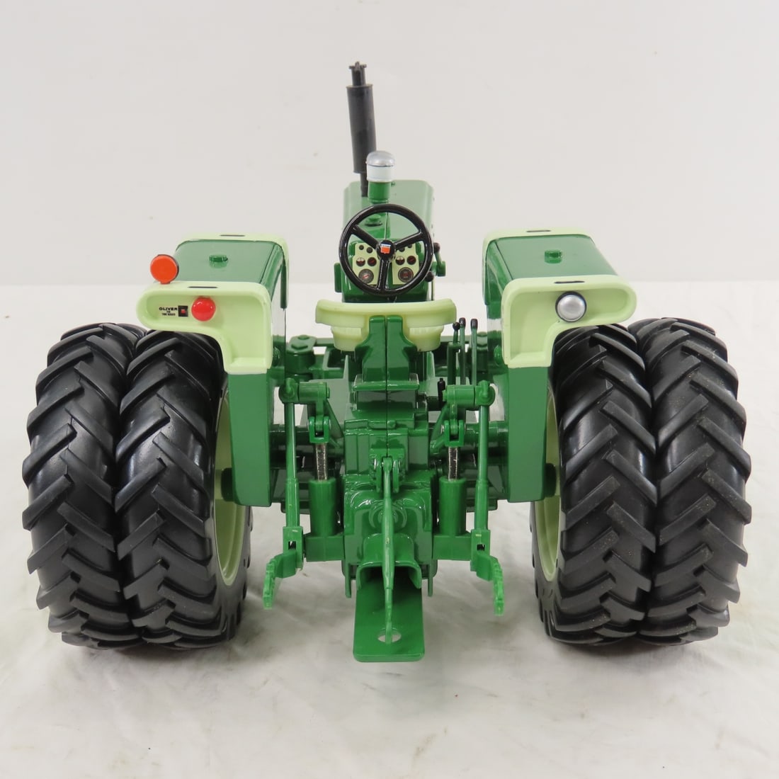 ERTL Oliver 1950-T Tractor 2002 Toy Farmer - 4