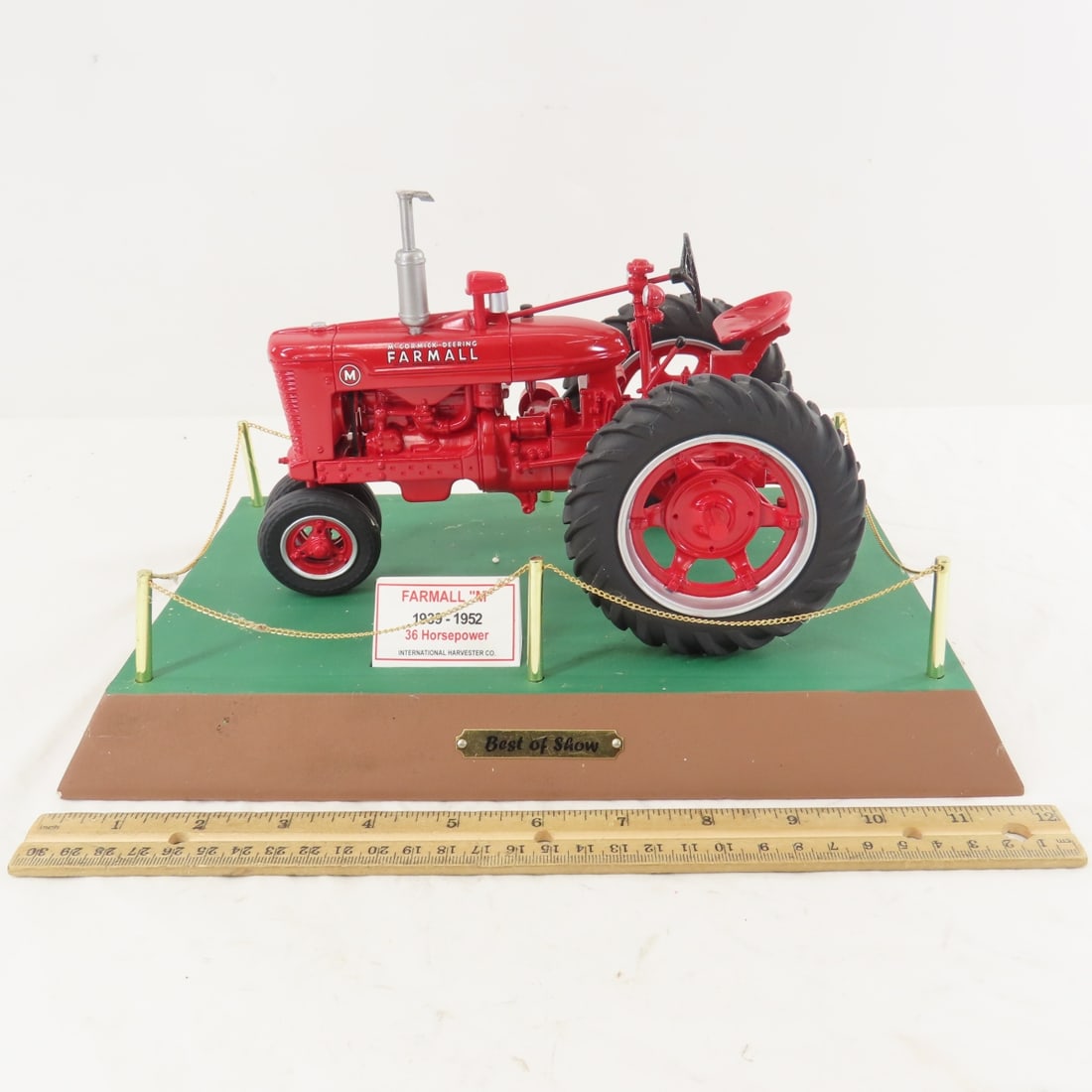 SpecCast McCormick-Deering Farmall M Best of Show - 2