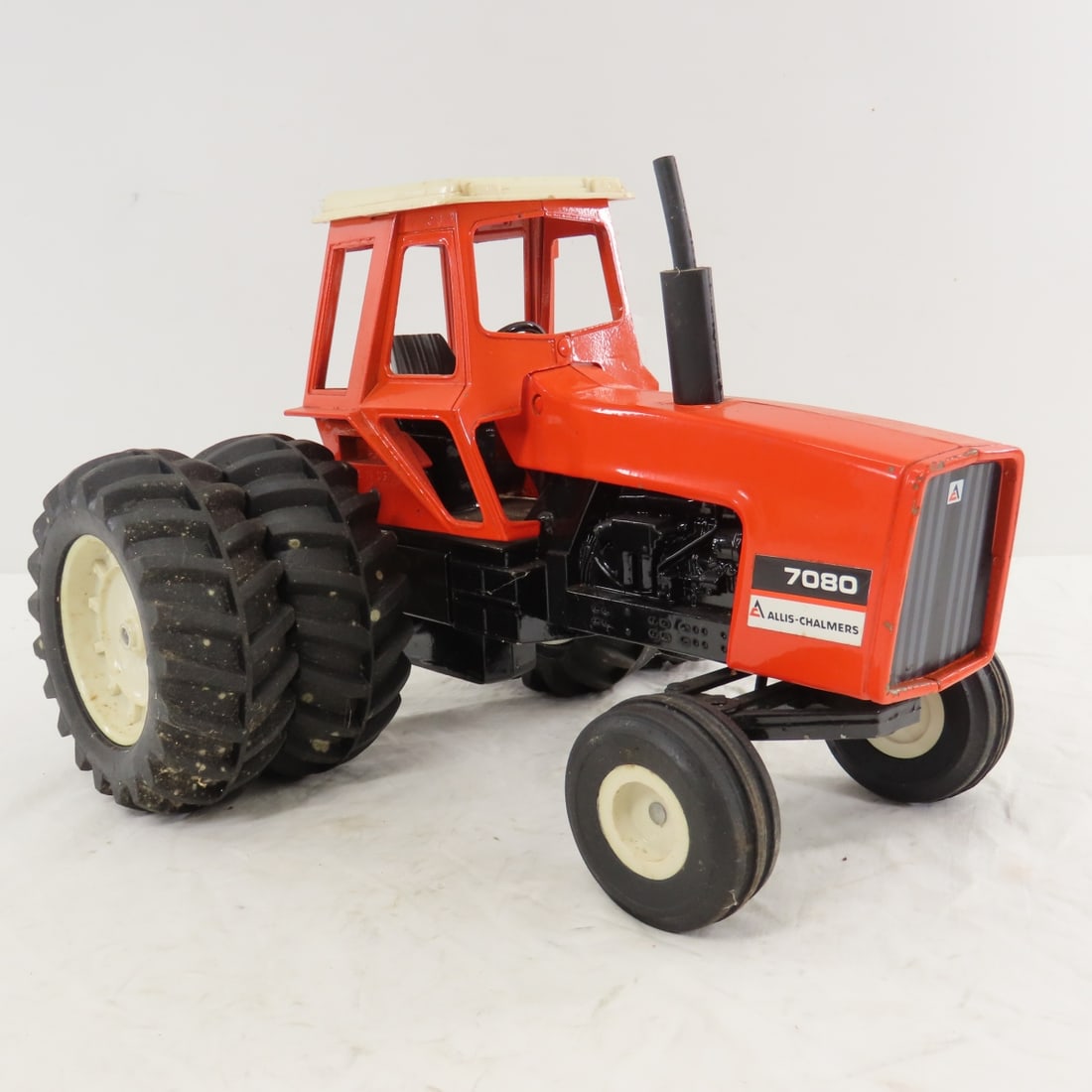 ERTL Allis-Chalmers 7080 Row Crop Tractor with Cab - 7