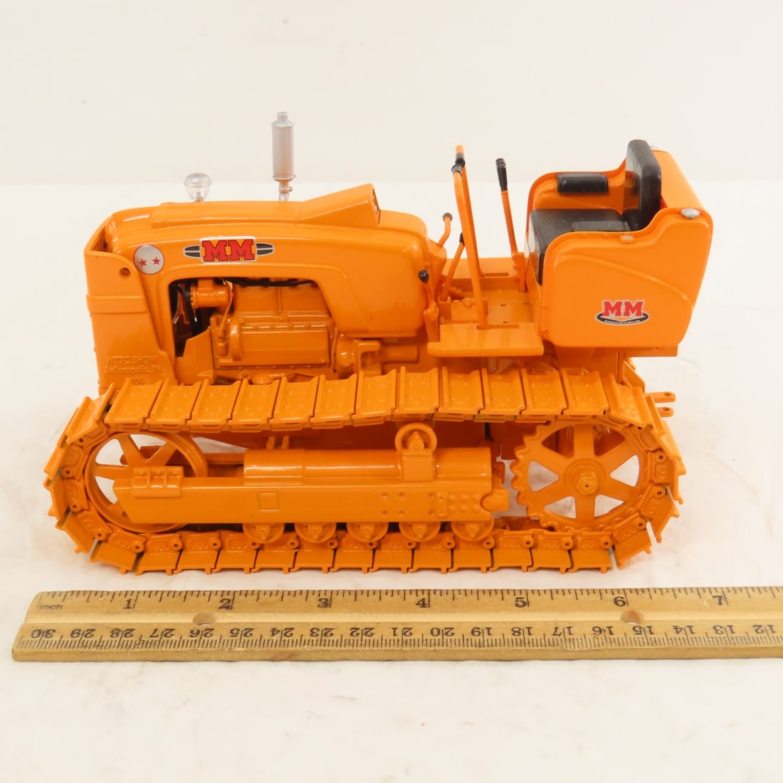 SpecCast Minn-Moline 2 Star Crawler 2004 Show - 2