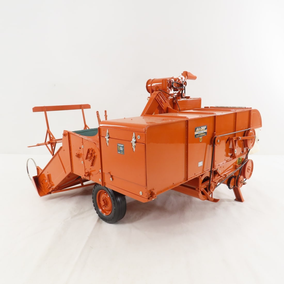 Franklin Mint Allis-Chalmers 60 All Crop Harvester - 3