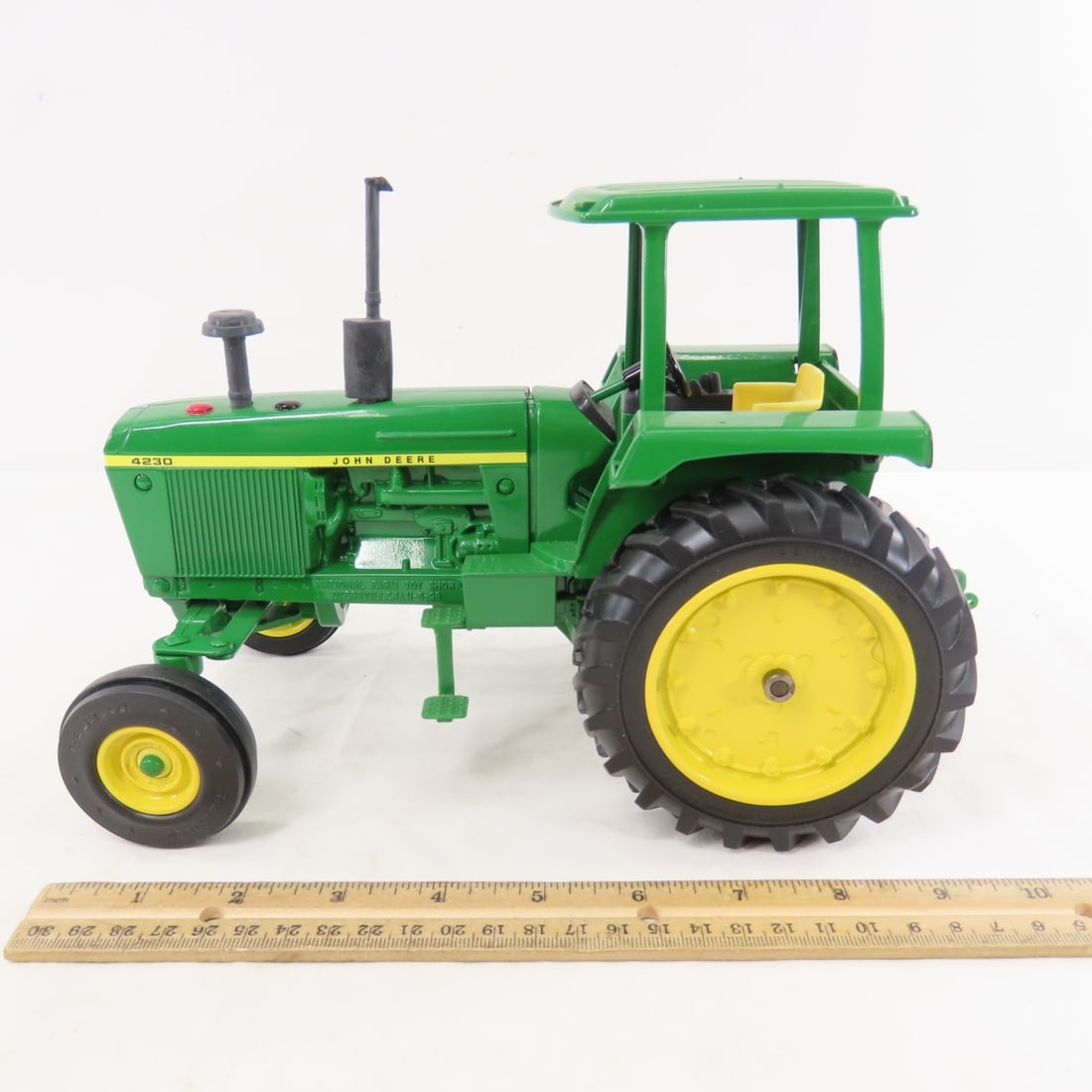 ERTL JD 4230 Diesel Tractor w/ 4 Post Roll Guard - 2