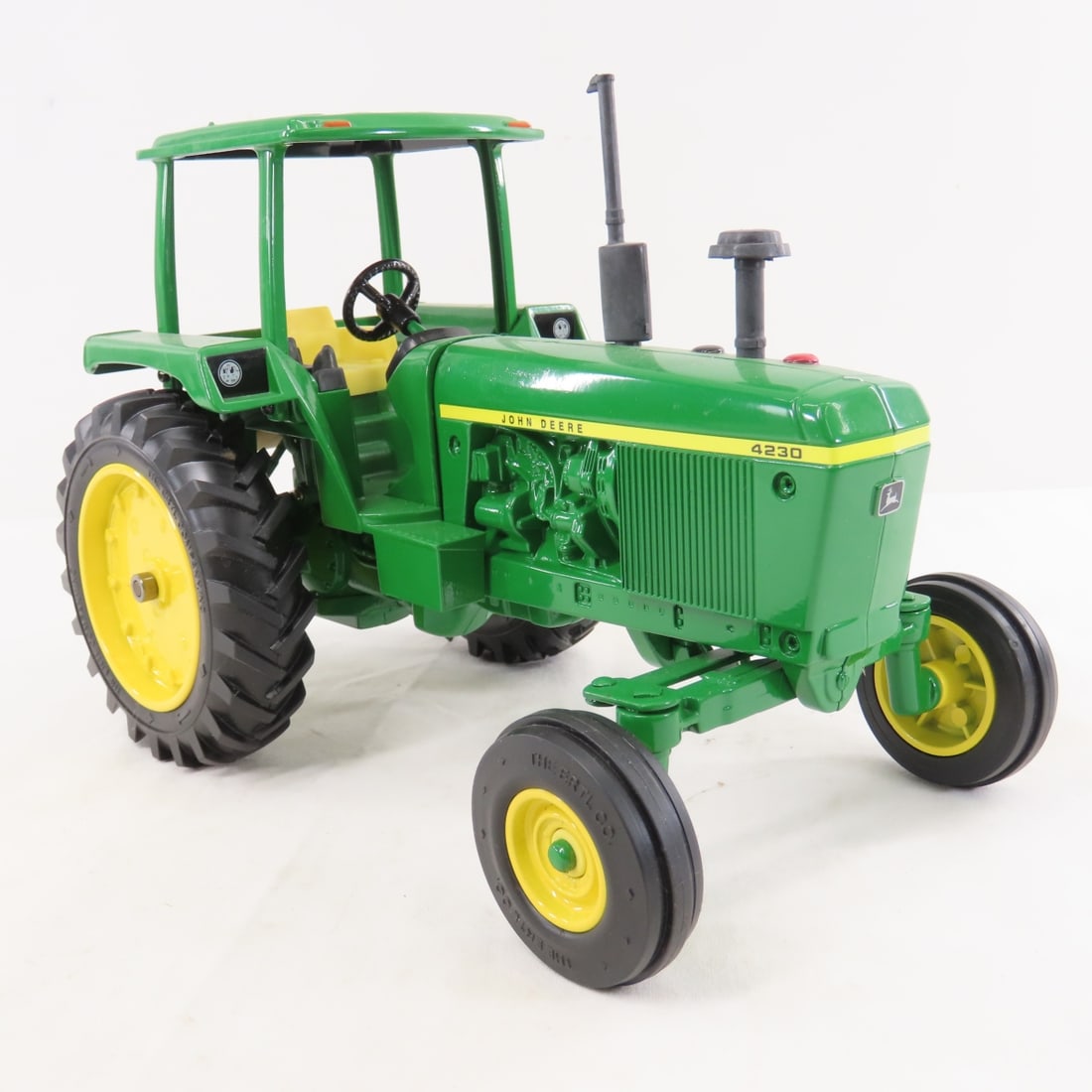 ERTL JD 4230 Diesel Tractor w/ 4 Post Roll Guard - 7