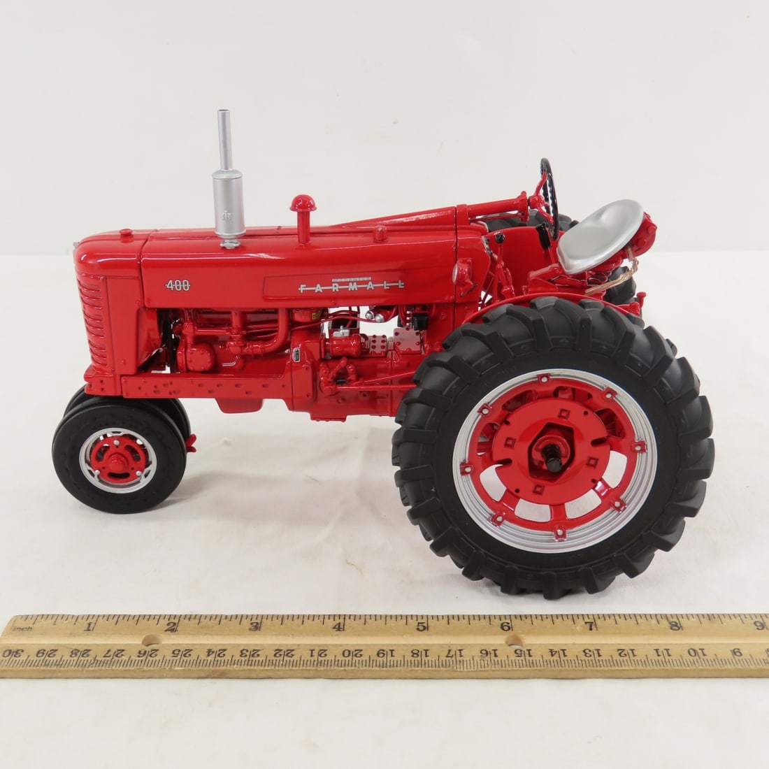 ERTL Precision McCormick Farmall 400 NF Tractor - 2