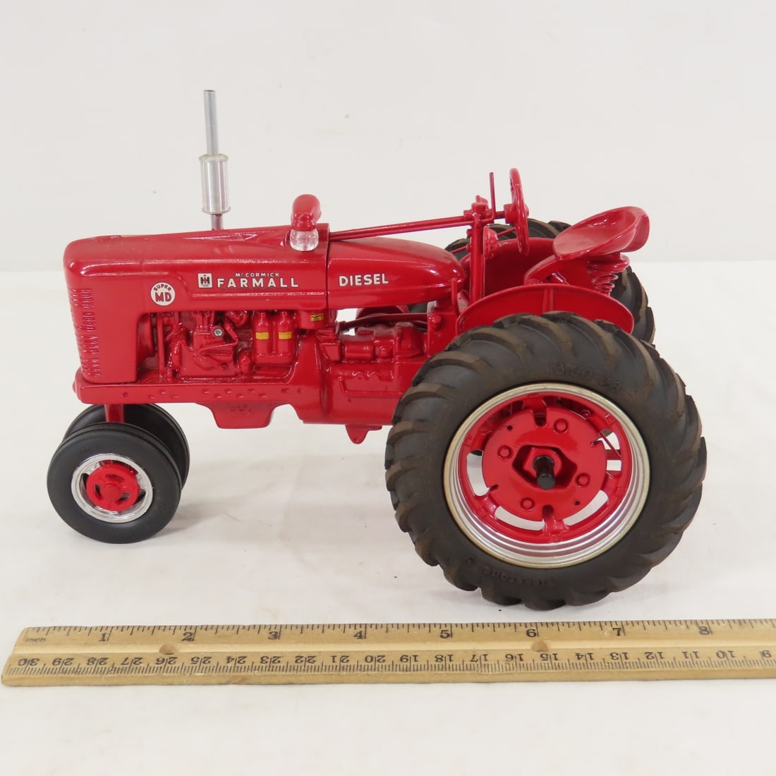Freiheit IH McCormick Farmall Super MD Diesel - 2