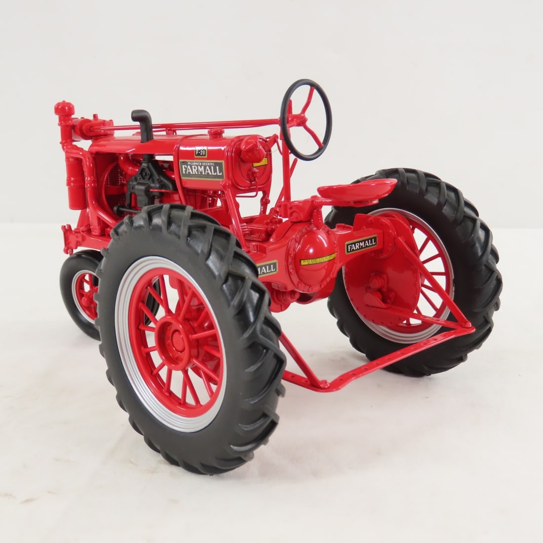 ERTL Precision MD Farmall F-20 Tractor - 3