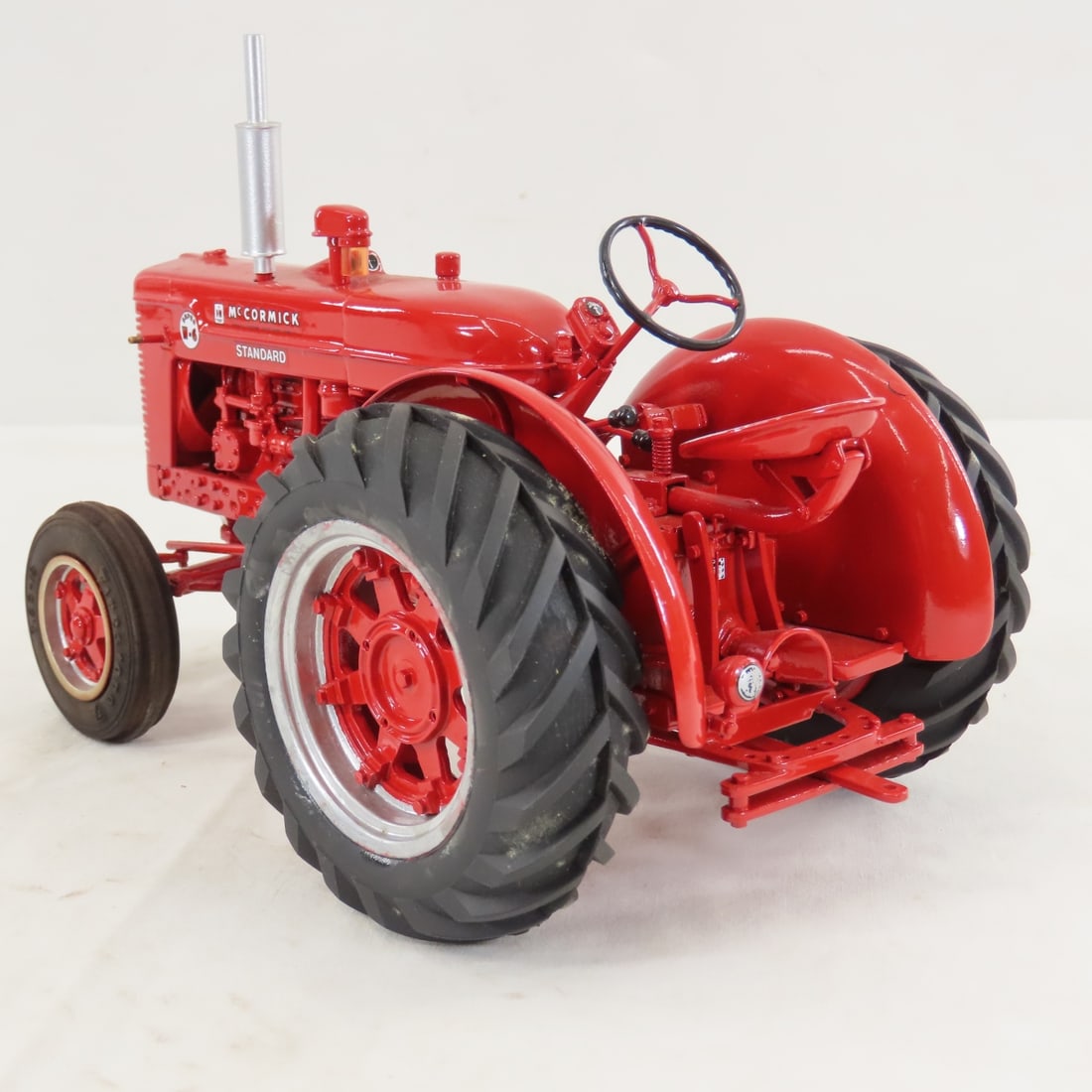Freiheit IH McCormick Standard Super W-6 Tractor - 3