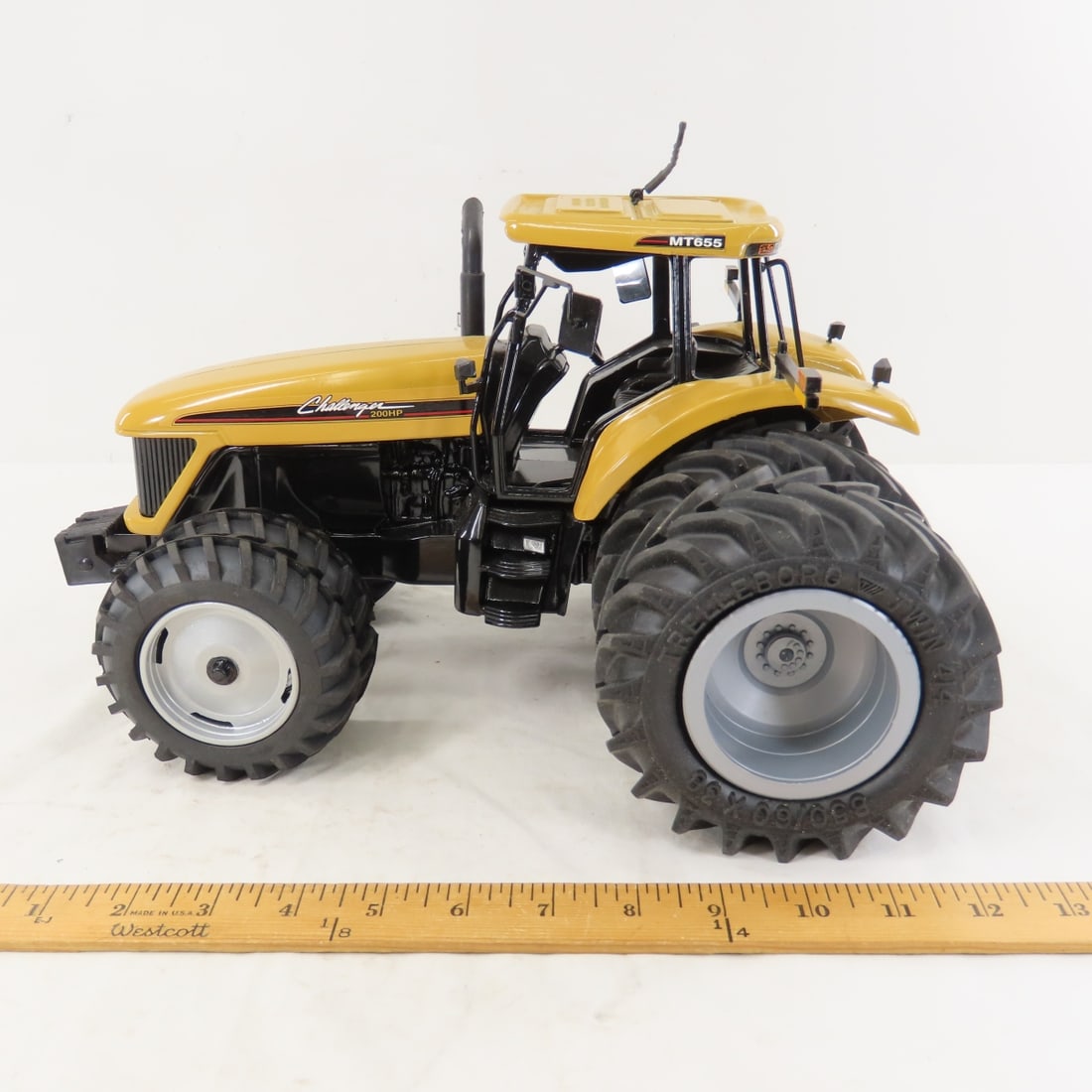 JLE AGCO MT655 Challenger 2003 Louisville Show - 2