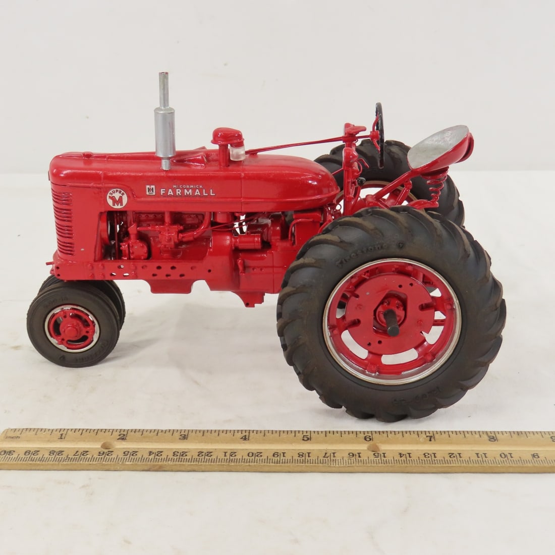 Gilson Riecke Custom IH McCormick Farmall Super M - 2