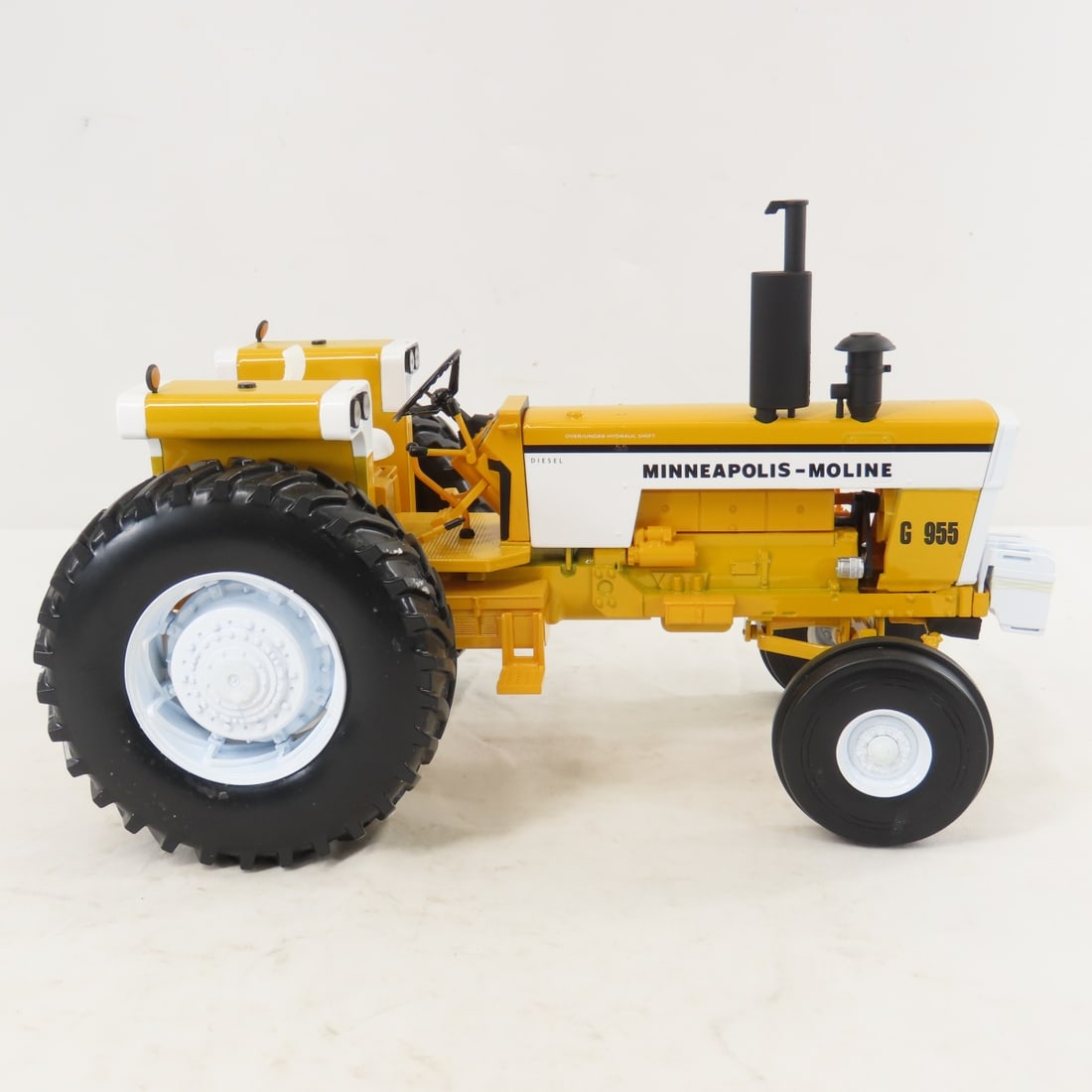SpecCast Minneapolis-Moline G955 Diesel WF Tractor - 6