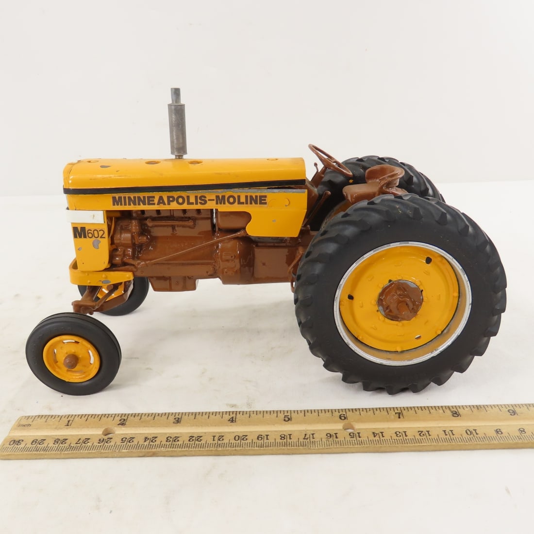 Mohr M-M Brown Belly M602 Tractor- Damaged - 2
