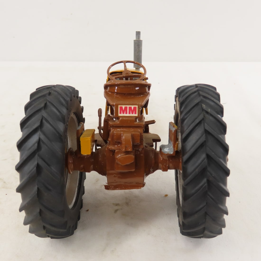 Mohr M-M Brown Belly M602 Tractor- Damaged - 4